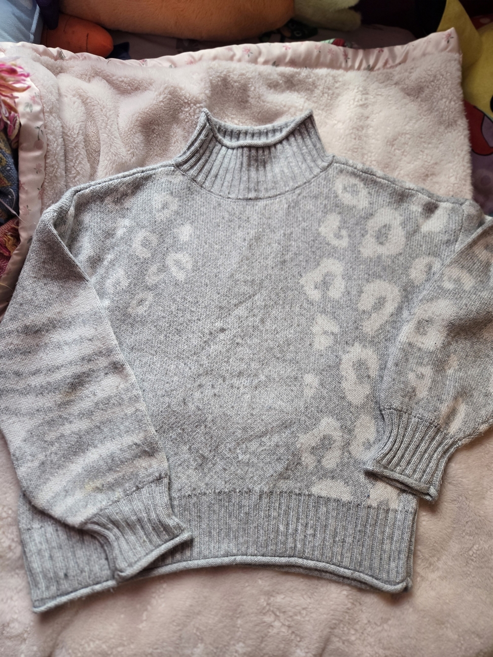 Nine West Women's L Gray Animal Print Mock Neck Knit Long Sleeve Pullover